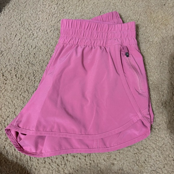 Athletic Shorts By Lululemon In Green, Size:14